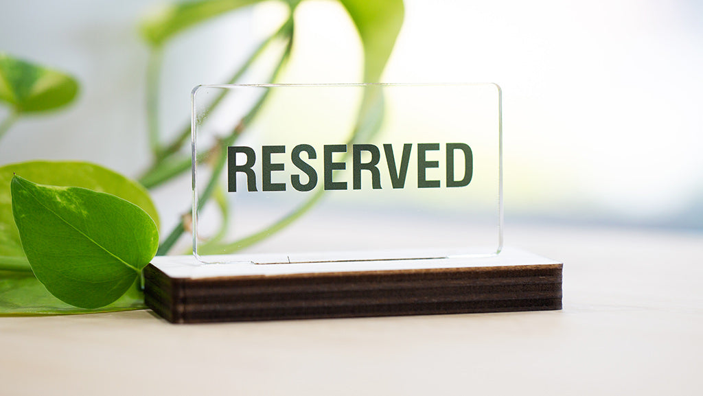 Stand Acrílico “Reserved” Personalizado